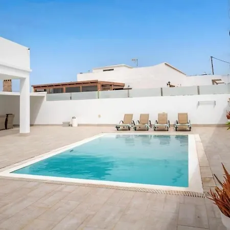 Casa Africaprivate Poolbbq Private Parking *